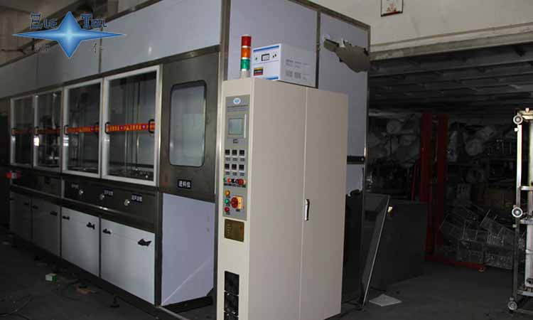 三槽超聲波清洗機(jī)生產(chǎn)廠家哪家好？