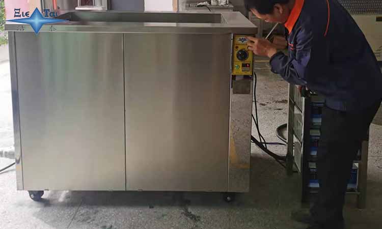 超聲波清洗機(jī)的分類介紹