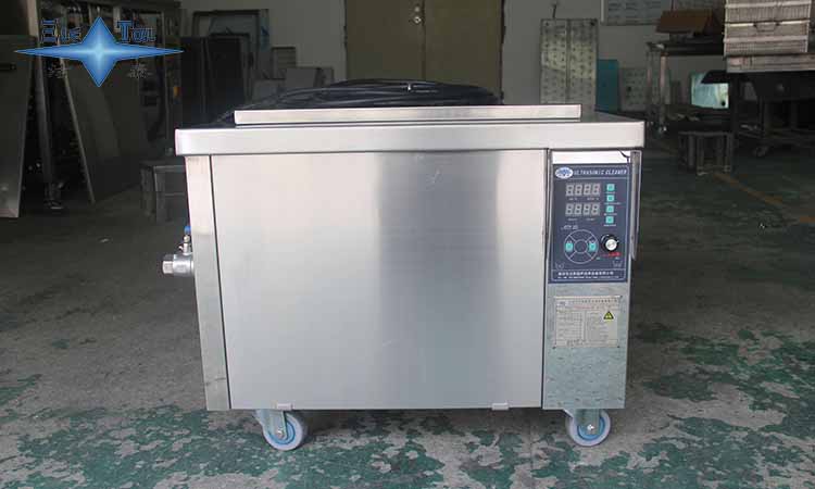 關(guān)于超聲波清洗機(jī)在網(wǎng)帶爐清洗中的應(yīng)用