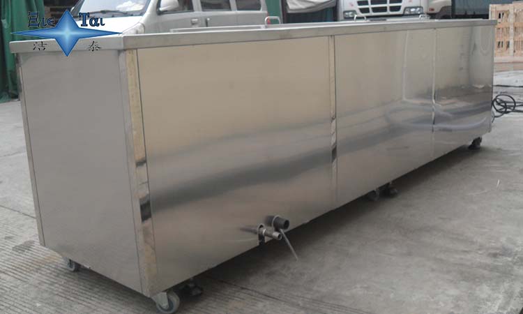 超聲波清洗設備如何發揮清洗作用？其三大優勢是啥？