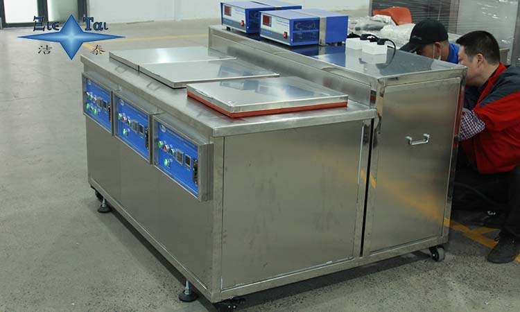 超聲波清洗機(jī)在制藥行業(yè)的應(yīng)用，如何清潔制藥設(shè)備？