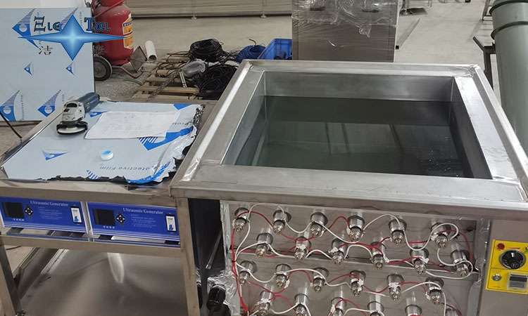 超聲波清洗機(jī)在手表和眼鏡清洗中的高效應(yīng)用 超聲波清洗機(jī)在手表和眼鏡清洗中的高效應(yīng)用