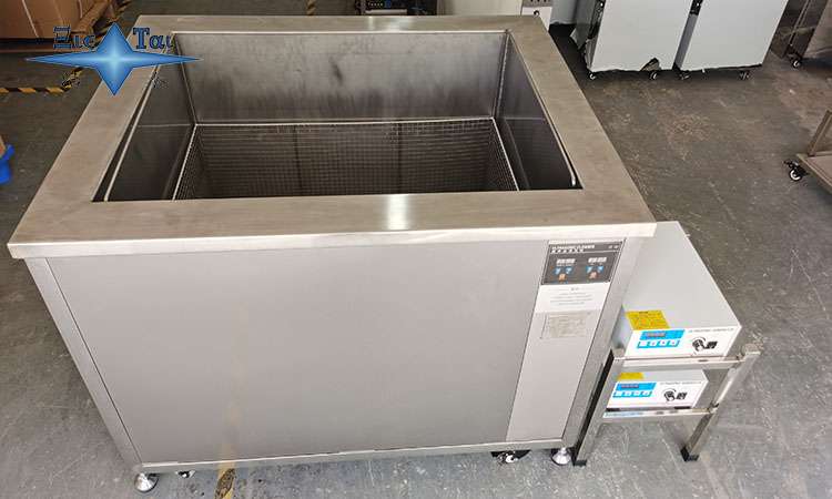 超聲波清洗機：清潔金屬冷藏設備，保持食品衛生和品質