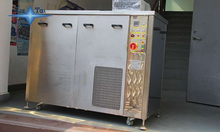 清洗工業的未來:超聲波技術的革新與發展方向 清洗工業的未來:超聲波技術的革新與發展方向