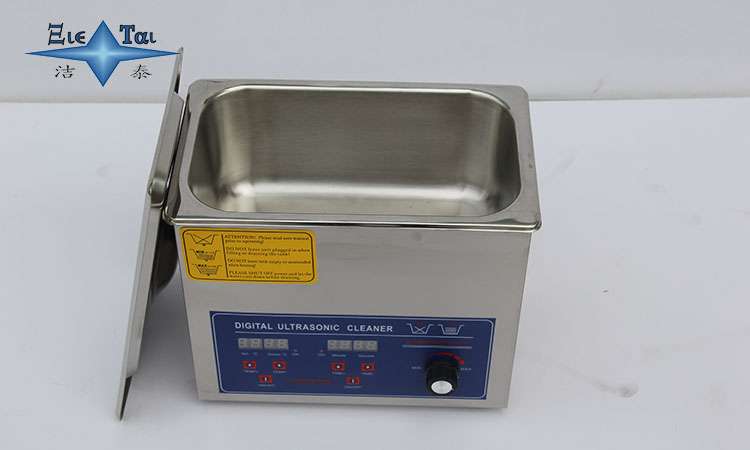 超聲波清洗技術:金屬零部件清洗的高效革新 超聲波清洗技術:金屬零部件清洗的高效革新