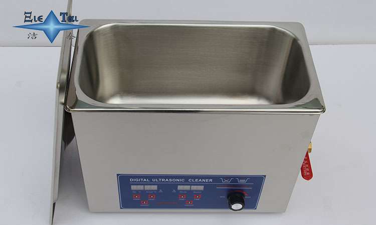 金屬零部件清洗的專業之道:超聲波清洗機技術解析 金屬零部件清洗的專業之道:超聲波清洗機技術解析