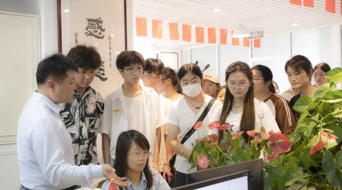 超聲波清洗設備:冷凍設備清潔的高效創新選擇 超聲波清洗設備:冷凍設備清潔的高效創新選擇