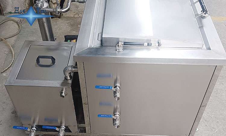 模型超聲波清洗機的清洗介質(zhì)與應用分析